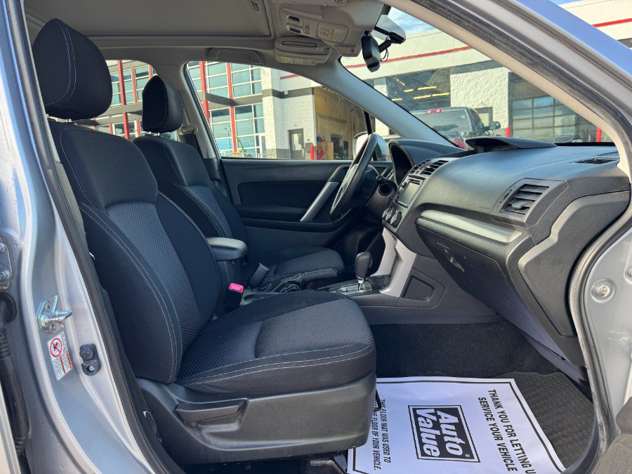 Used 2015 Subaru Forester 2.5i Premium AWD/4WD image 19