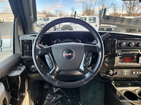Used 2018 GMC Savana 2500 w/ Enhanced Convenience Package image 43