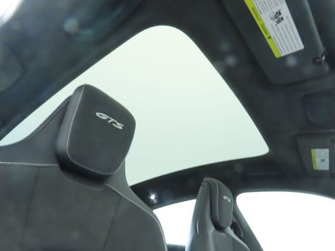 Used 2023 Porsche Taycan GTS image 19