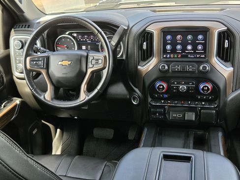 Used 2022 Chevrolet Silverado 3500 High Country AWD/4WD image 21