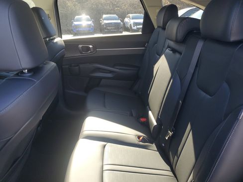 New 2026 Kia Sorento S w/ S Panoramic Sunroof Package image 10