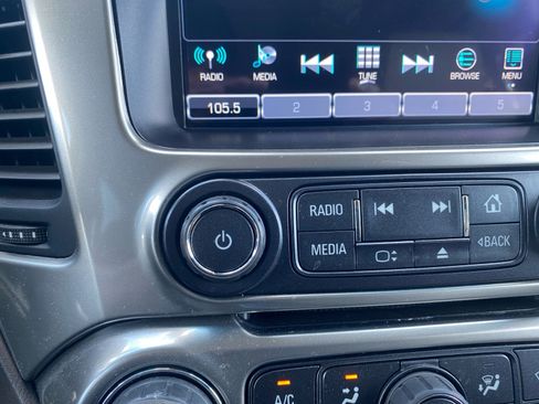 Used 2019 Chevrolet Tahoe LT w/ Luxury Package image 17