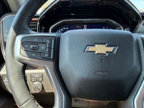 Used 2024 Chevrolet Silverado 1500 LT AWD/4WD image 12