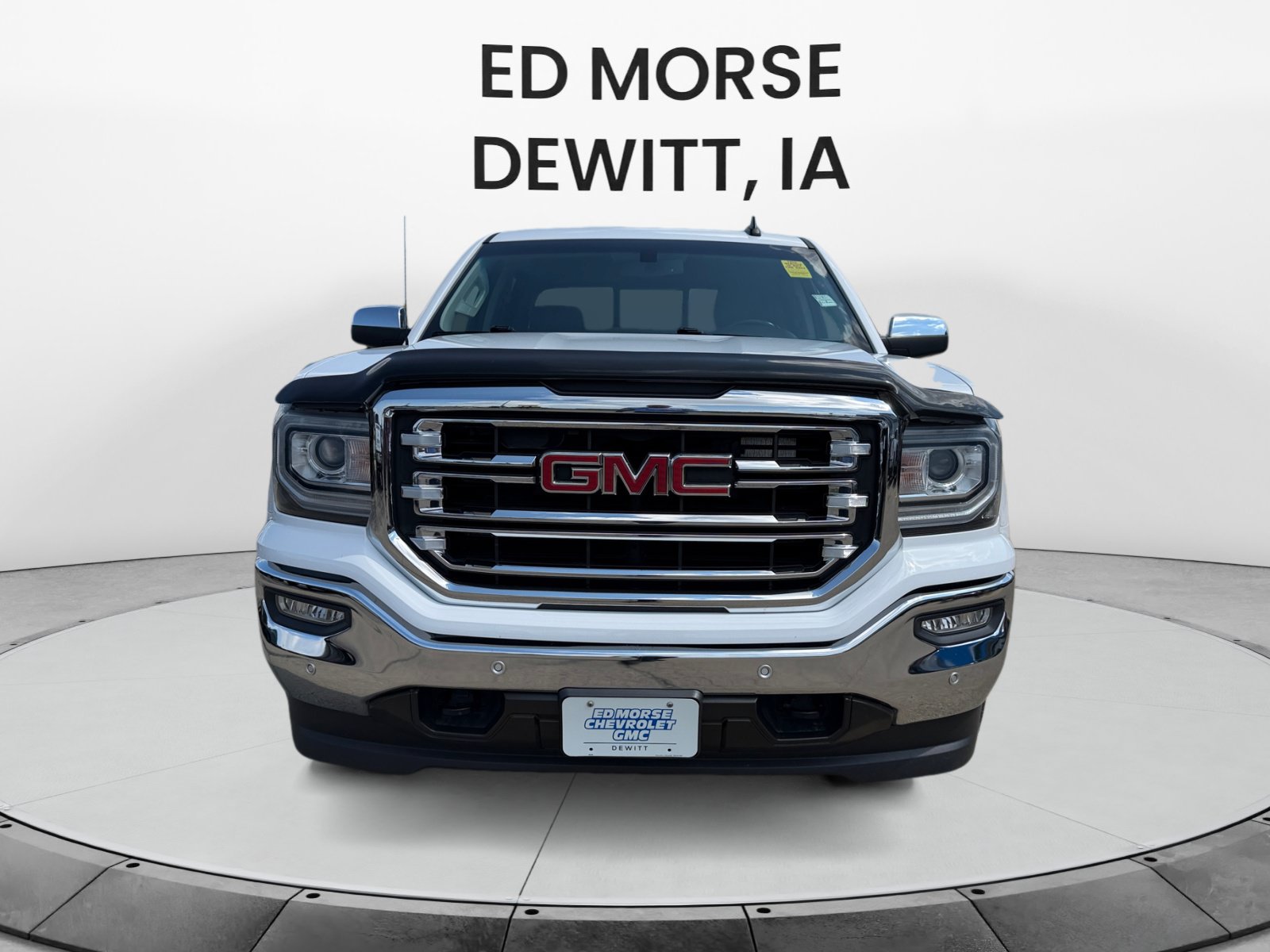 Used 2018 GMC Sierra 1500 SLT w/ SLT Premium Package AWD/4WD image 8