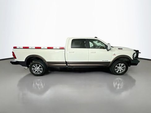 Used 2024 RAM 3500 Limited w/ Towing Technology Group AWD/4WD image 8