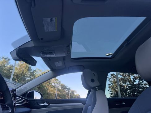 New 2026 Volkswagen Jetta SE image 22