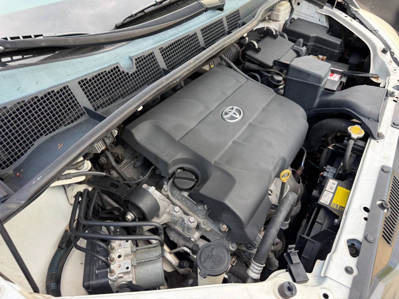 Used 2013 Toyota Sienna XLE w/ Entertainment Pkg FWD image 77