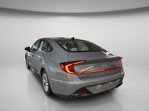 Used 2023 Hyundai Sonata SEL image 7