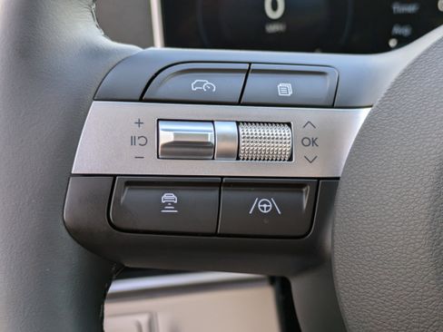 New 2026 Hyundai Tucson Limited image 24