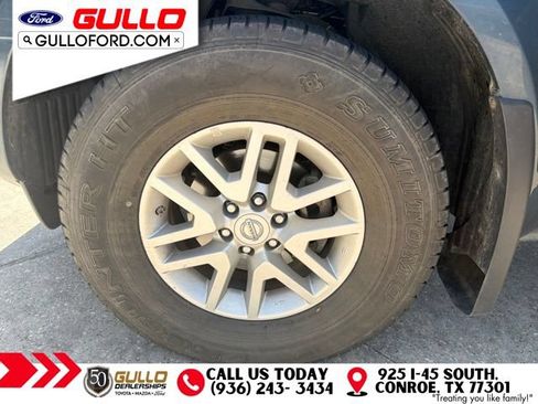 Used 2014 Nissan Frontier SV w/ SV Value Truck Package AWD/4WD image 9