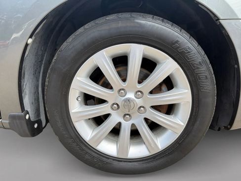 Used 2013 Chrysler 200 Limited FWD image 37