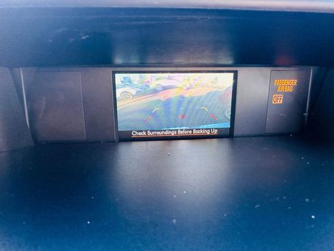 Used 2015 Subaru Forester 2.5i Premium w/ All-Weather Package image 15