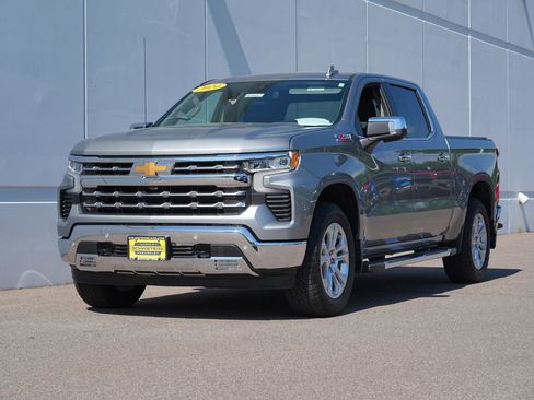 Used 2024 Chevrolet Silverado 1500 LTZ AWD/4WD image 7