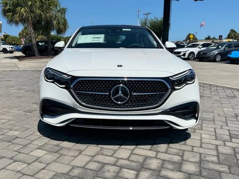 Used 2025 Mercedes-Benz E 350 Sedan image 6
