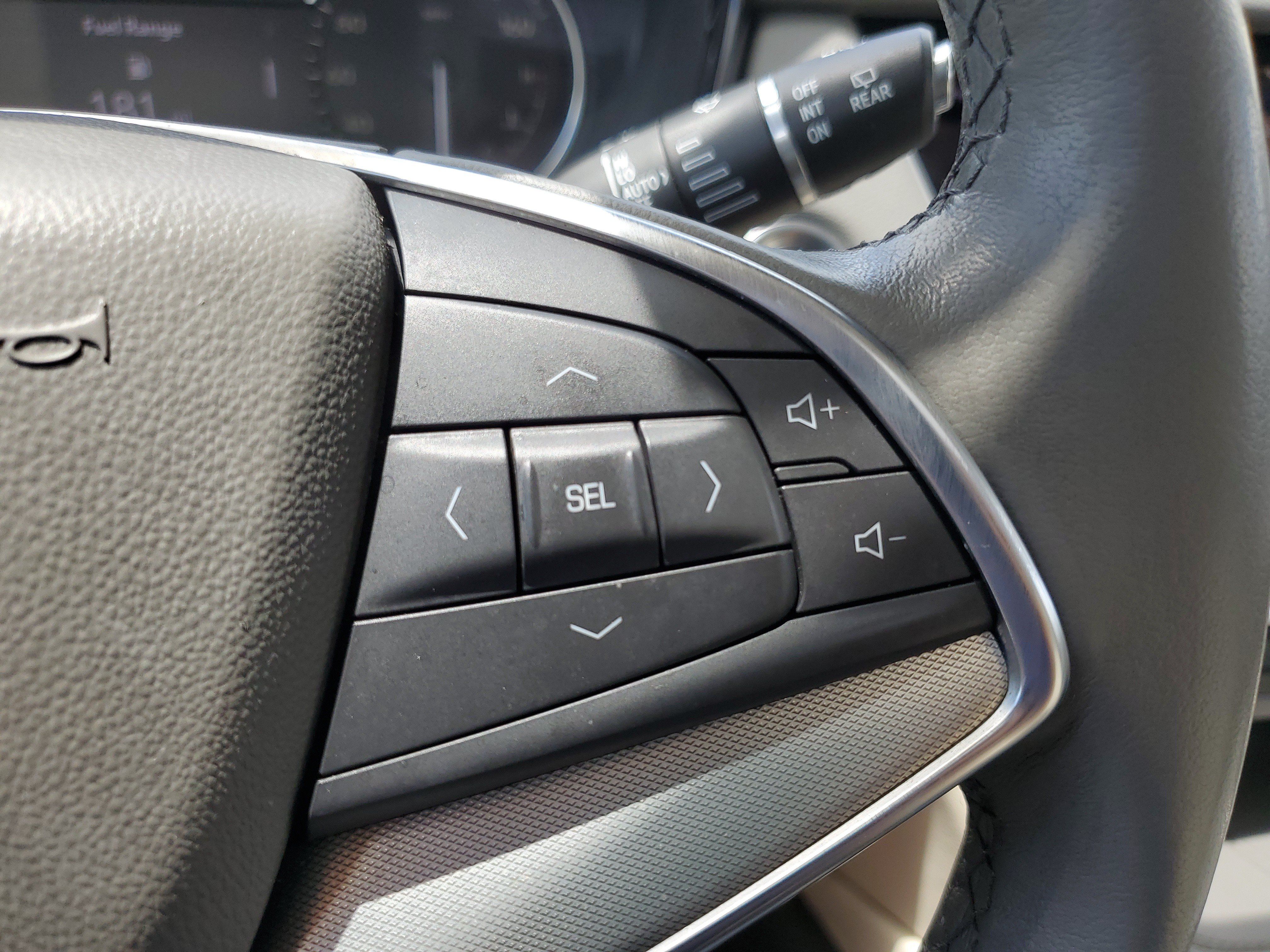 Certified 2023 Cadillac XT5 Premium Luxury AWD/4WD image 25