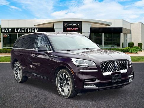 Used 2023 Lincoln Aviator Grand Touring w/ Equipment Group 301A image 7