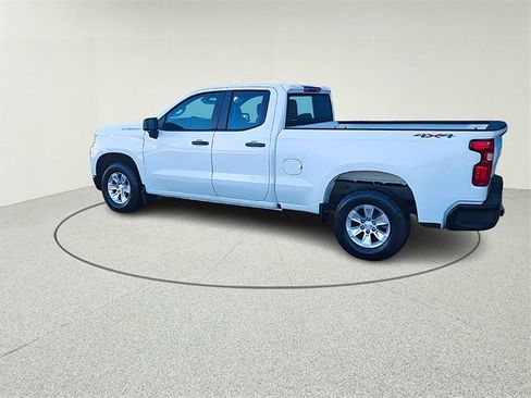 Used 2020 Chevrolet Silverado 1500 W/T w/ Trailering Package image 5