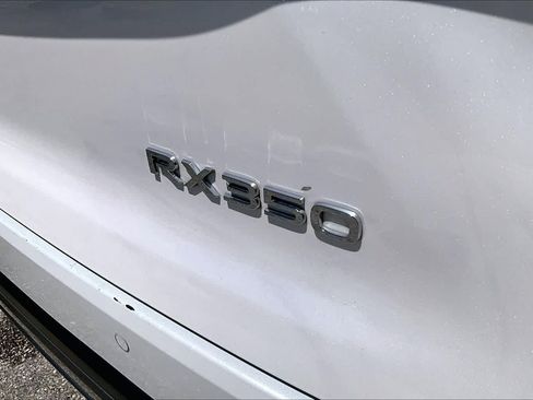 Used 2024 Lexus RX 350 FWD w/ Technology Package image 10
