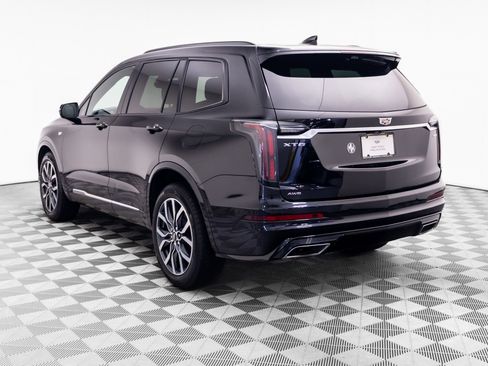 Used 2024 Cadillac XT6 Sport w/ Technology Package AWD/4WD image 3