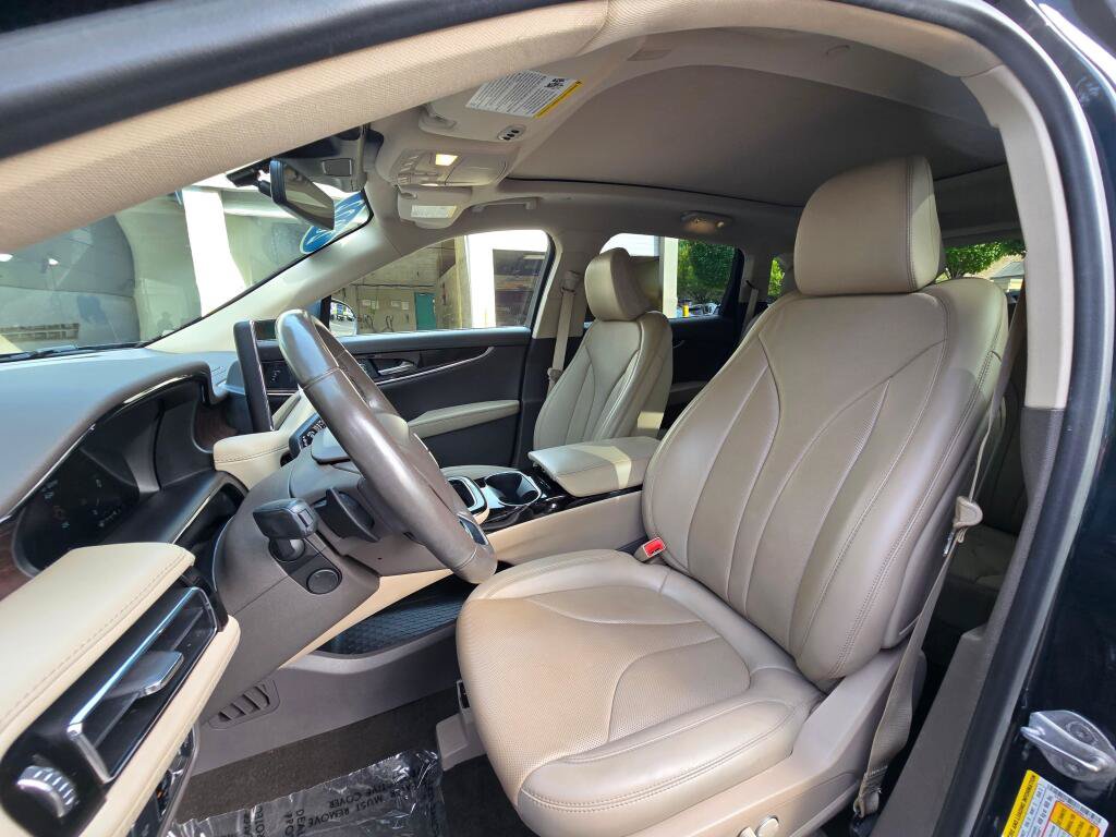 Used 2022 Lincoln Nautilus Reserve w/ Equipment Group 201A AWD/4WD image 23