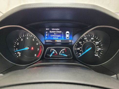 Used 2017 Ford Focus Titanium FWD image 23