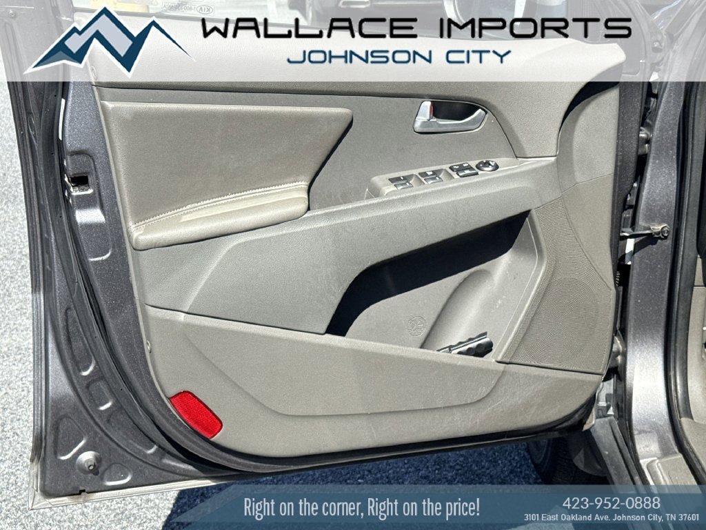 Used 2015 Kia Sportage LX FWD image 12
