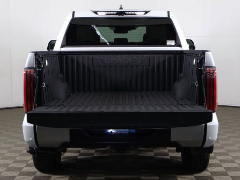 Used 2025 Toyota Tundra Limited AWD/4WD image 20