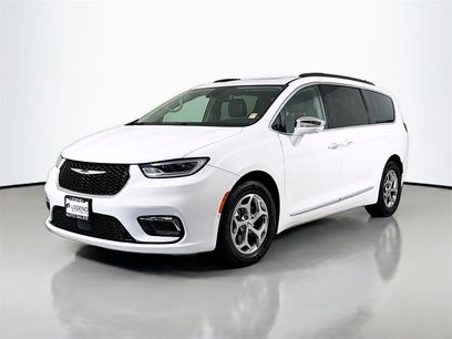 Used 2022 Chrysler Pacifica Limited