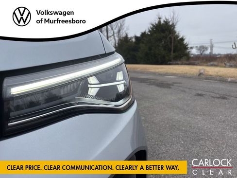 Certified 2025 Volkswagen Taos S image 10