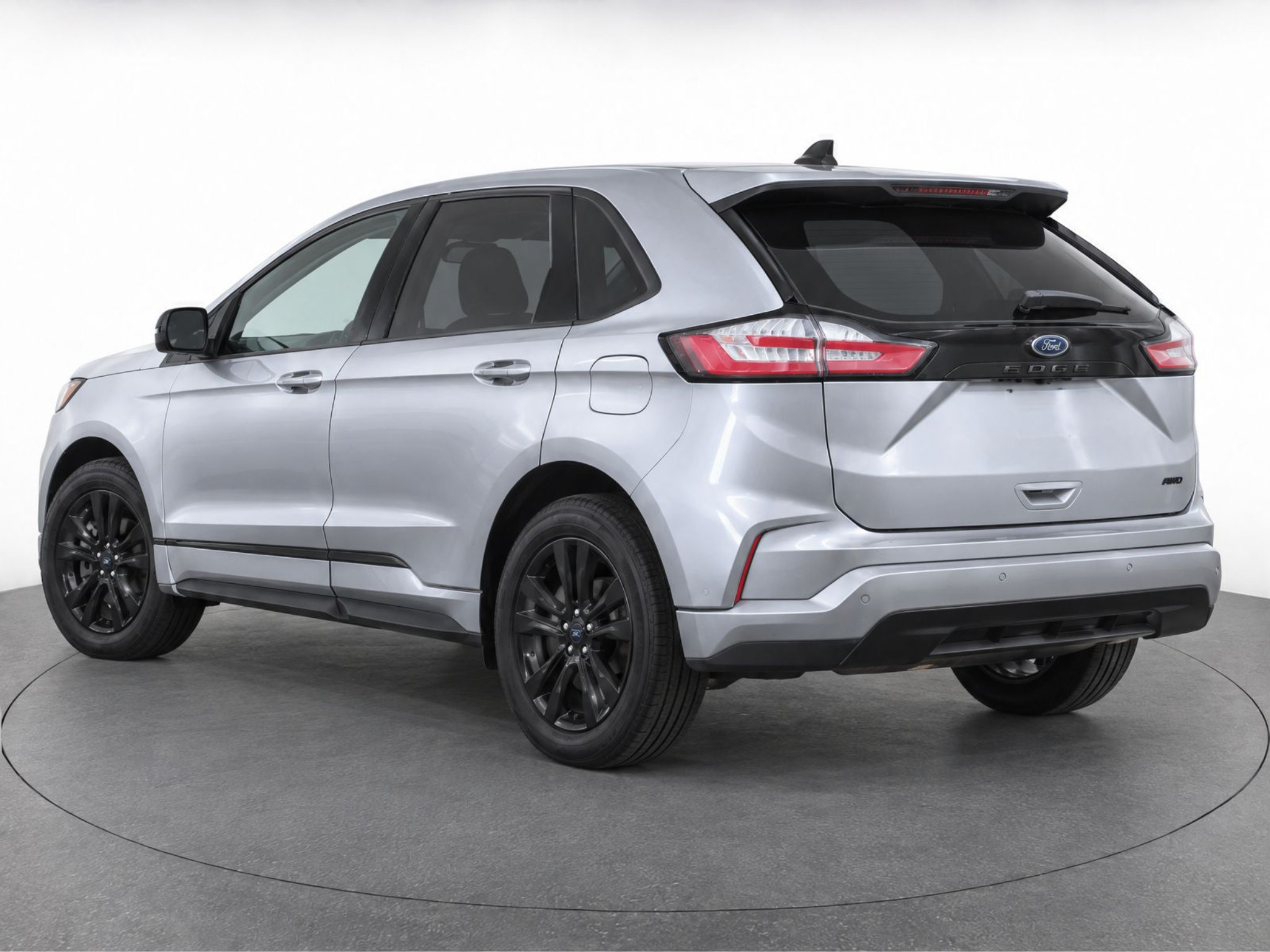 Used 2022 Ford Edge SE w/ Black Appearance Package AWD/4WD image 3
