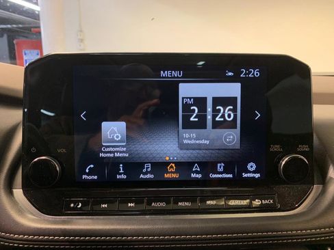 Used 2021 Nissan Rogue Platinum image 26