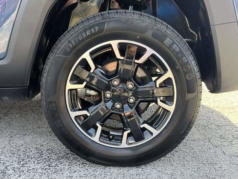 Used 2023 Jeep Renegade Latitude AWD/4WD image 11