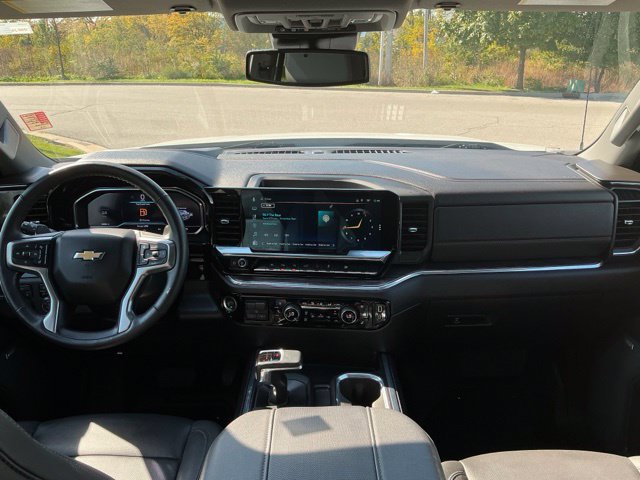 Used 2024 Chevrolet Silverado 1500 LTZ w/ LTZ Convenience Package II AWD/4WD image 22