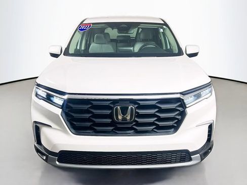 Used 2023 Honda Pilot EX-L image 3