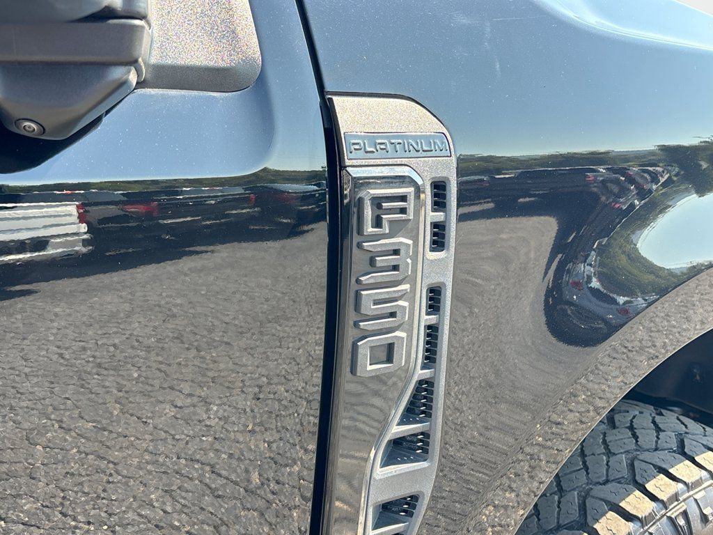 Certified 2023 Ford F350 Platinum w/ Tremor Off-Road Package AWD/4WD image 12