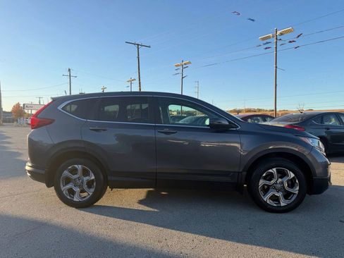 Used 2017 Honda CR-V EX image 6