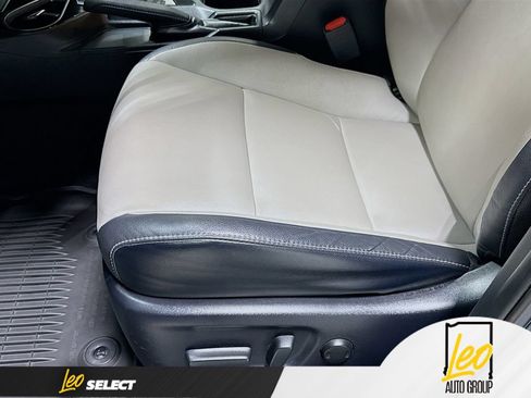 Used 2018 Toyota RAV4 Limited w/ All Weather Liner Package AWD/4WD image 21