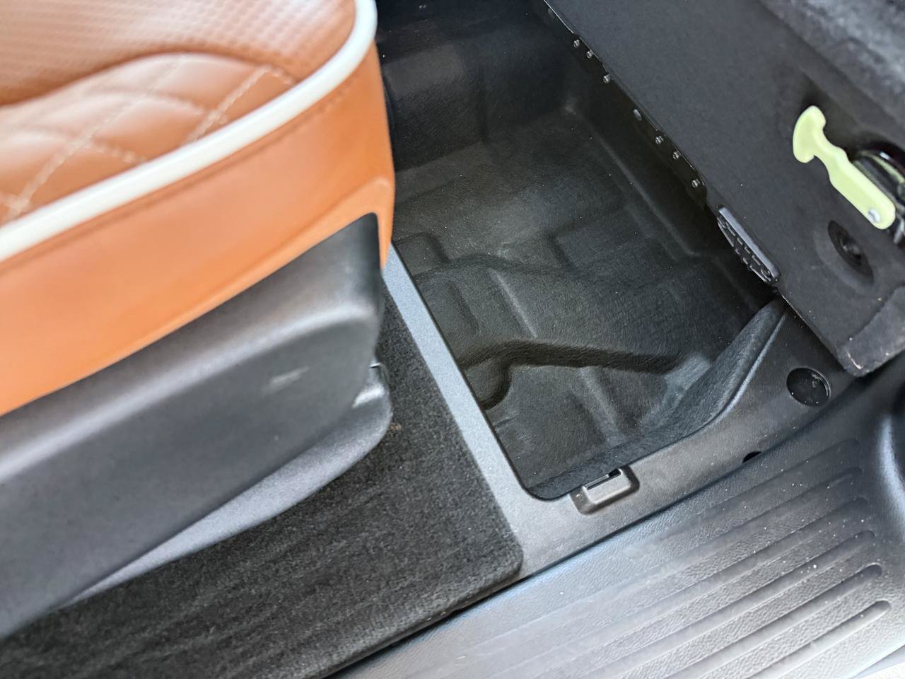 Used 2024 Chrysler Pacifica Pinnacle FWD image 37