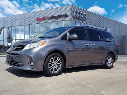 Used 2020 Toyota Sienna XLE