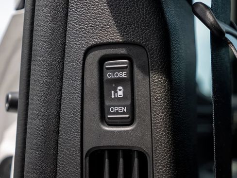 Used 2024 Honda Odyssey Elite image 47