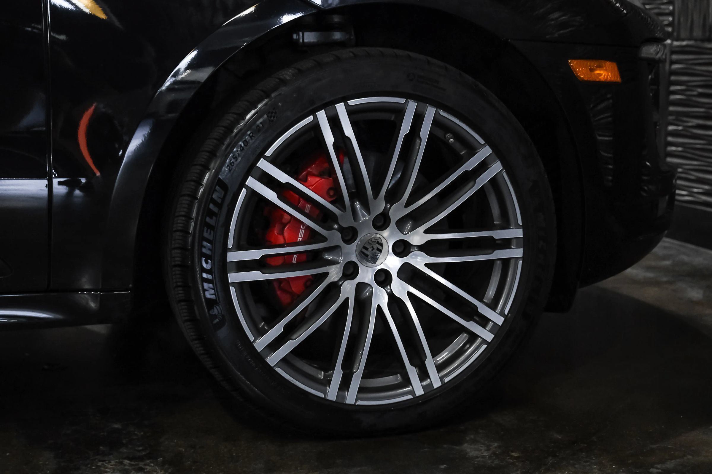 Used 2015 Porsche Macan Turbo AWD/4WD image 55