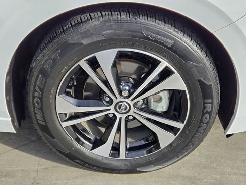 Used 2023 Nissan Sentra SV FWD image 8