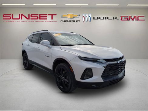Certified 2020 Chevrolet Blazer RS image 1