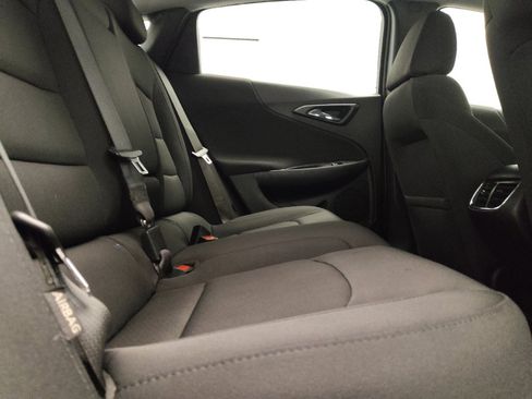 Used 2022 Chevrolet Malibu LT FWD image 19