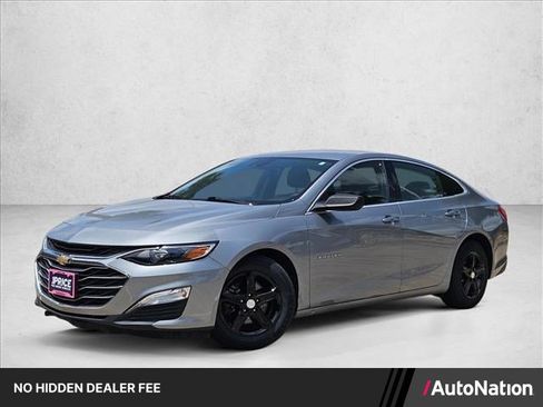 Used 2023 Chevrolet Malibu LS FWD image 1