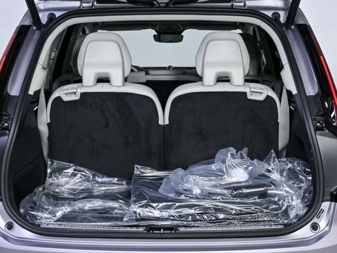 New 2026 Volvo XC90 B6 Ultra w/ Protection Package image 32