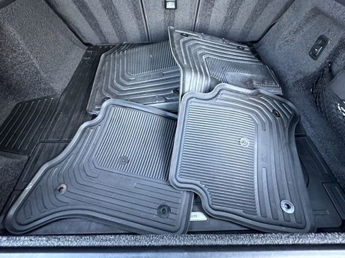 Used 2023 Land Rover Range Rover SE image 21