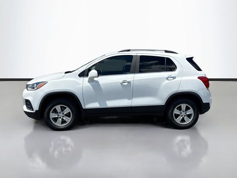 Used 2019 Chevrolet Trax LT w/ LT Convenience Package AWD/4WD image 4