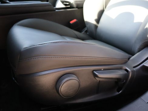 Used 2025 MAZDA MAZDA3 s FWD image 16