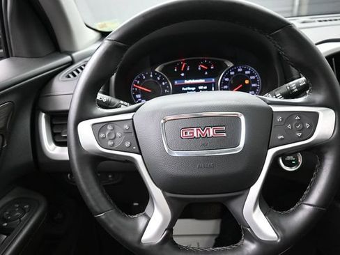 Used 2023 GMC Terrain SLT FWD image 8